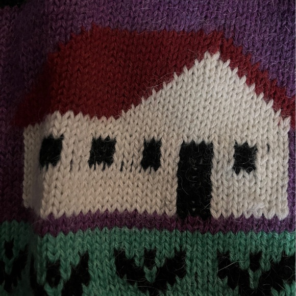 Artistic Patchwork Women's Sweater - Picture 5 of 10